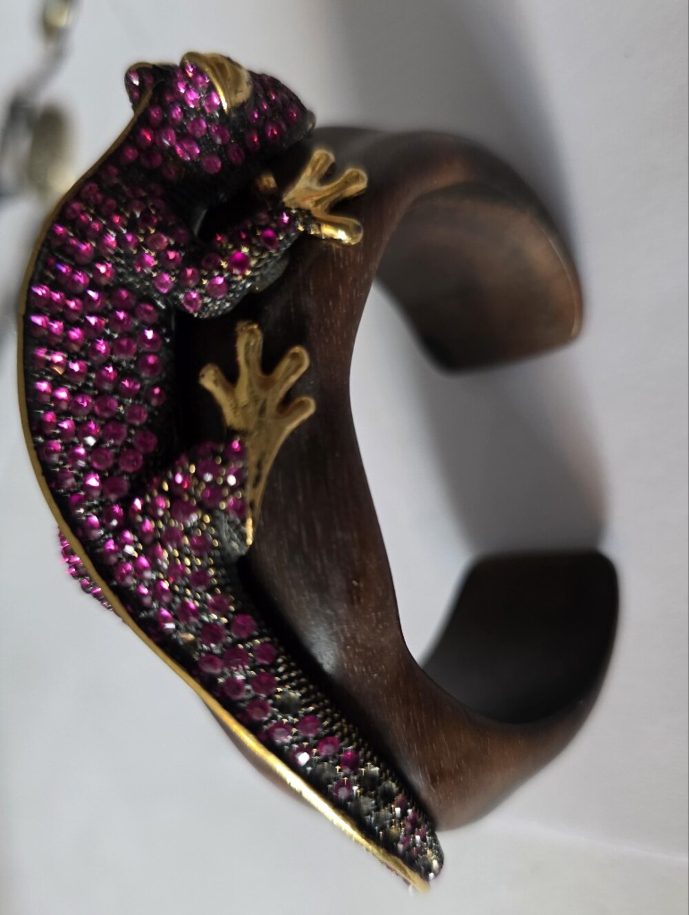 Roberto Cavalli - Gold-Tone Pink Crystal Gecko Cuff Bracelet - Picture 11 of 15